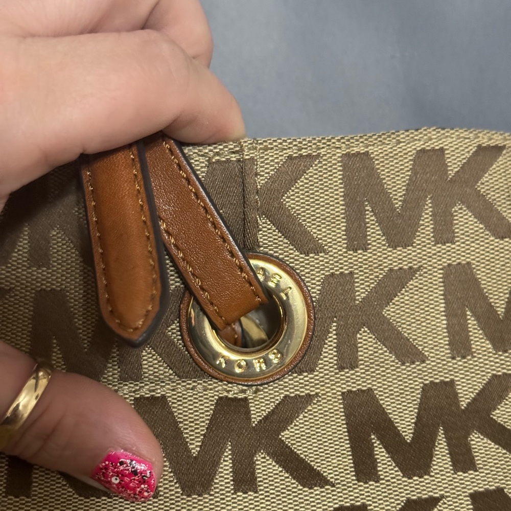 Michael Kors Brown Logo Tote Bag - Picture 5 of 16